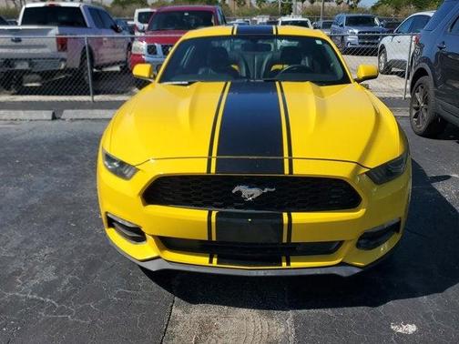2015 Ford Mustang V6