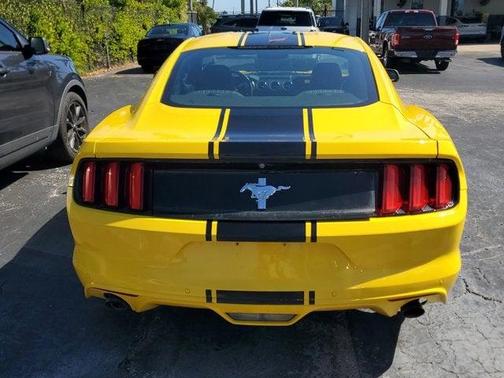 2015 Ford Mustang V6