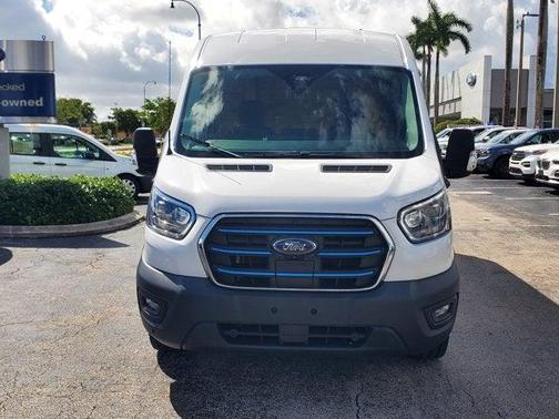 2023 Ford E-Transit Base