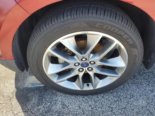 2017 Ford Edge Titanium