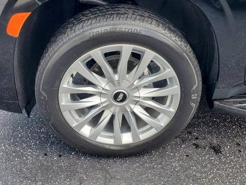 2022 Cadillac Escalade Luxury