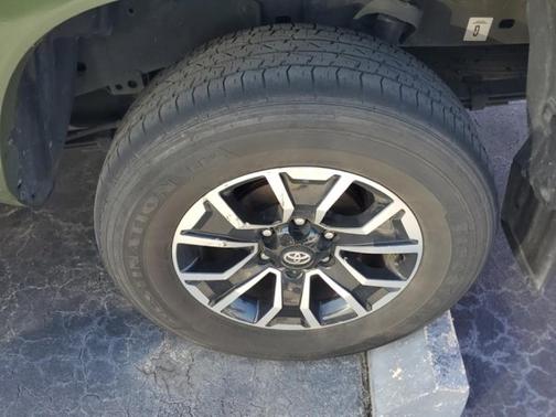 2021 Toyota Tacoma TRD Sport