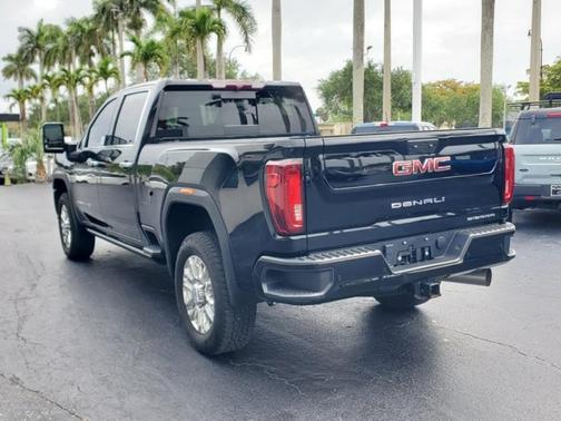 2023 GMC Sierra 2500 Denali