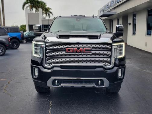 2023 GMC Sierra 2500 Denali