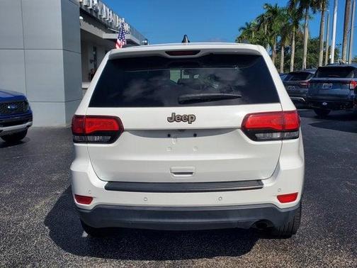 2016 Jeep Grand Cherokee Laredo
