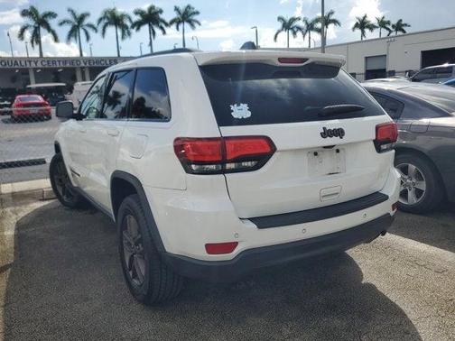 2016 Jeep Grand Cherokee Laredo