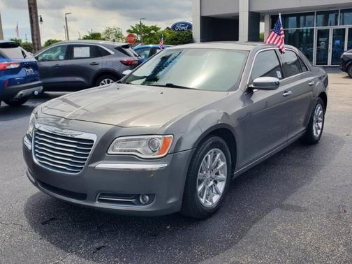 2011 Chrysler 300 Limited