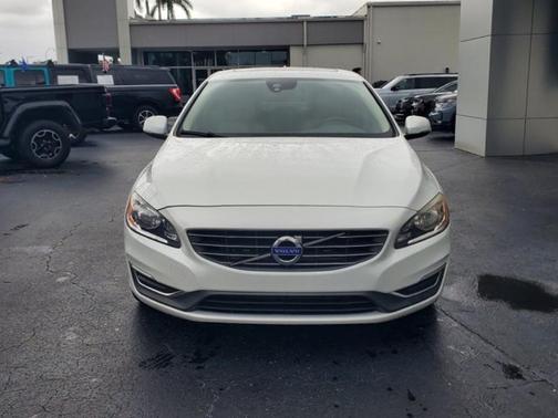 2015 Volvo S60 T5 Premier