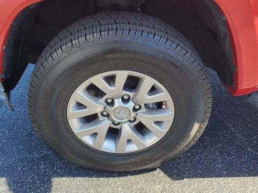 2018 Toyota Tacoma SR5