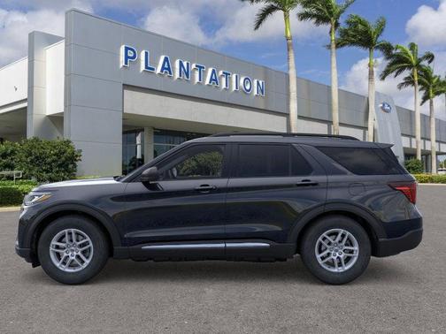 2025 Ford Explorer Active RWD