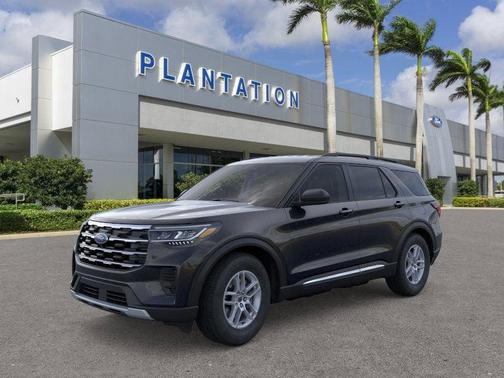 2025 Ford Explorer Active RWD