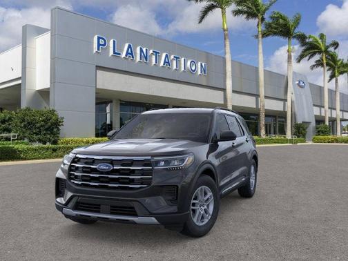 2025 Ford Explorer Active RWD