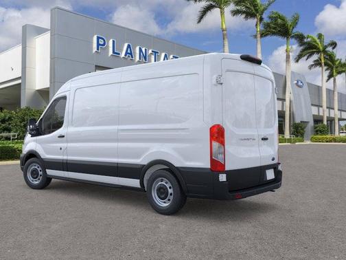 2025 Ford Transit-250 148 WB Medium Roof Cargo