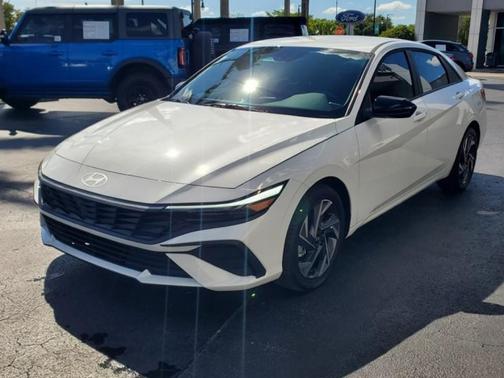 2025 Hyundai ELANTRA SEL Sport