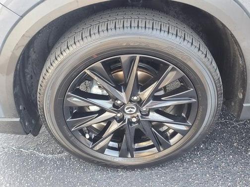 2022 Mazda CX-5 Carbon Edition