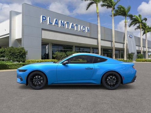 2025 Ford Mustang EcoBoost