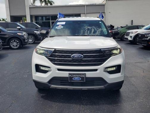 OXFORD WHITE 2020 Ford Explorer XLT