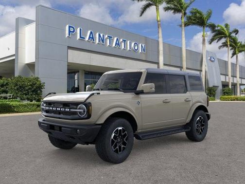 2025 Ford Bronco Outer Banks