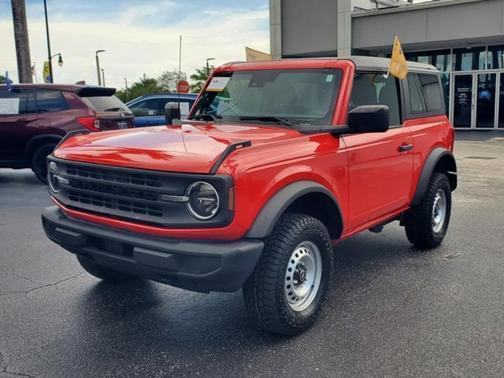 2022 Ford Bronco Base