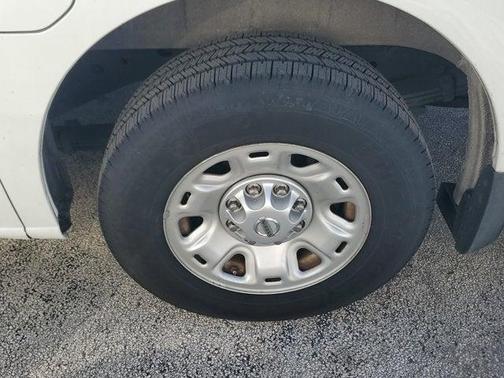 2016 Nissan NV Cargo NV2500 HD SV V6/SV V8