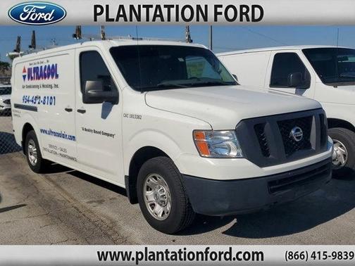 2016 Nissan NV Cargo NV2500 HD SV V6/SV V8