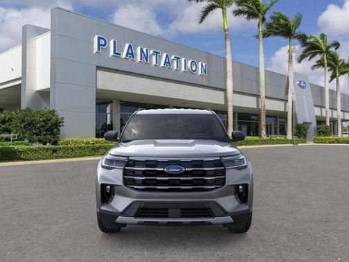 2025 Ford Explorer Active RWD