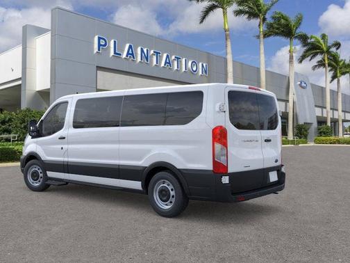 2025 Ford Transit-350 XL