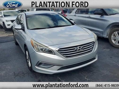 2016 Hyundai SONATA SE