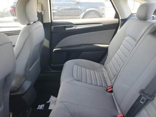 2016 Ford Fusion S