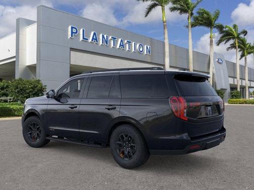 2025 Ford Expedition Tremor