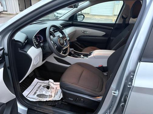 Shimmering Silver 2024 Hyundai TUCSON SEL