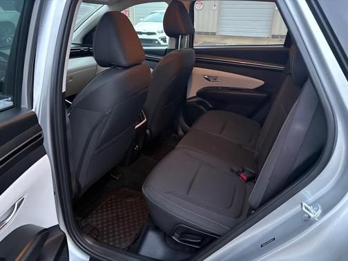 Shimmering Silver 2024 Hyundai TUCSON SEL