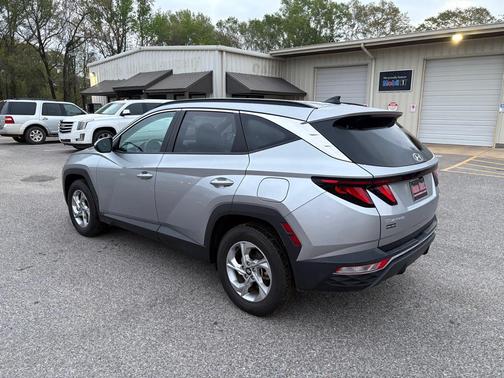 Shimmering Silver 2024 Hyundai TUCSON SEL