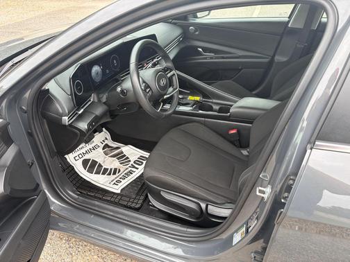 GRAY 2025 Hyundai ELANTRA SEL