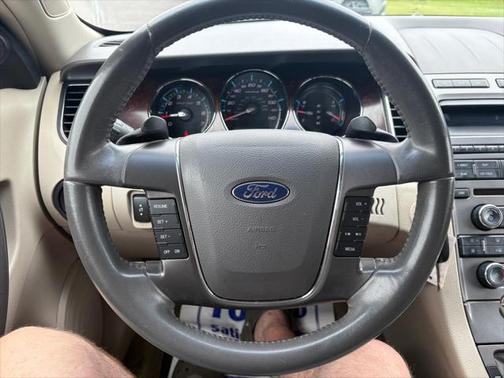 2012 Ford Taurus SEL