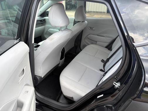 Abyss Black Pearl 2025 Hyundai KONA SEL