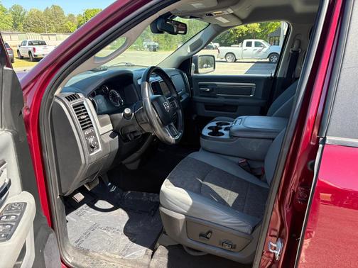 2017 RAM 1500 Big Horn