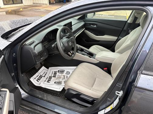 2024 Honda Accord LX 1.5T