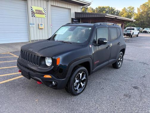Black Clearcoat 2022 Jeep Renegade Trailhawk
