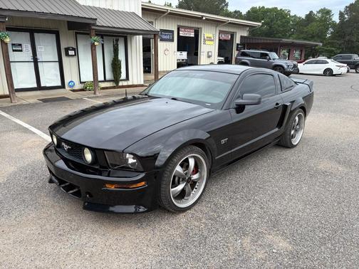 Black Clearcoat 2006 Ford Mustang GT