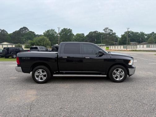 BLACK 2016 RAM 1500 Big Horn