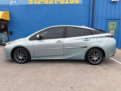 2017 Toyota Prius Three Touring