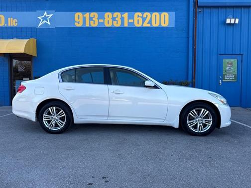 2012 INFINITI G37x Base