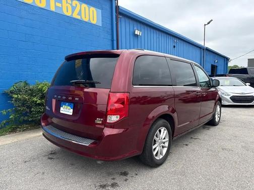 RED 2019 Dodge Grand Caravan SXT