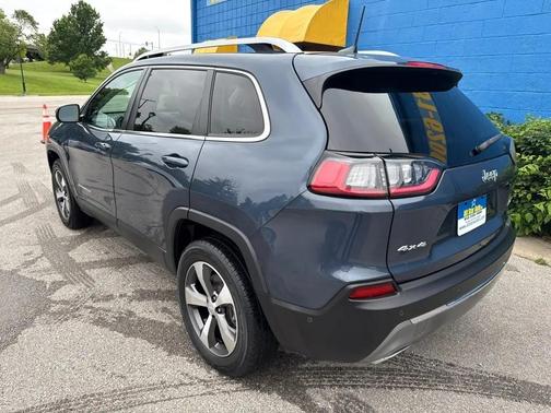 BLUE 2021 Jeep Cherokee Limited