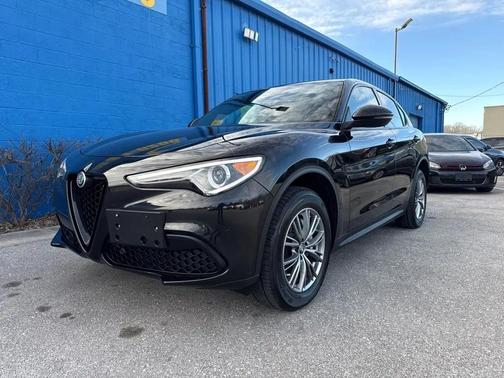 2023 Alfa Romeo Stelvio Sprint RWD