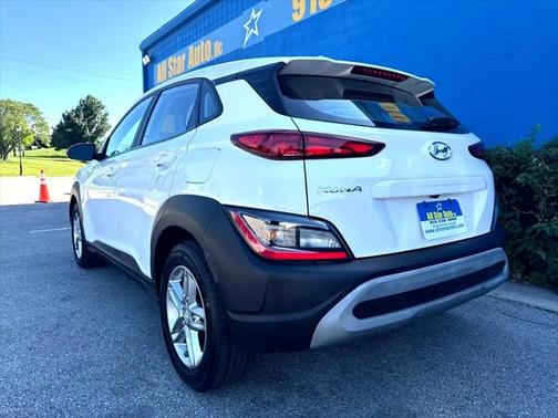 2023 Hyundai KONA SE