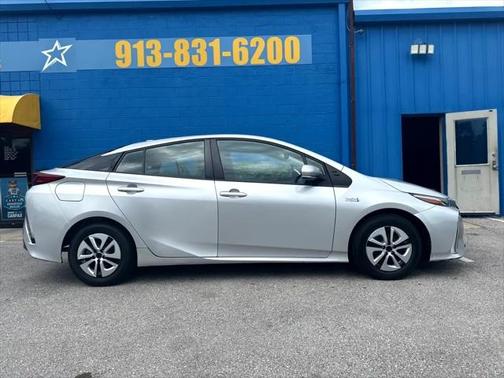 2021 Toyota Prius Prime LE