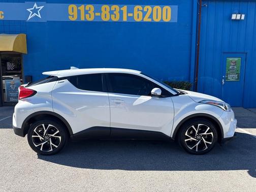 2018 Toyota C-HR XLE FWD
