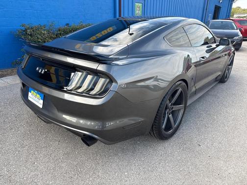2017 Ford Mustang GT